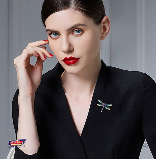 Стильная брошь стрекоза. Брошь стрекоза, Dragonfly Green, 4.6х3.3 см.