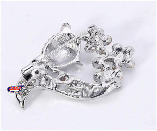  , Fox silver, 4.53.5 .